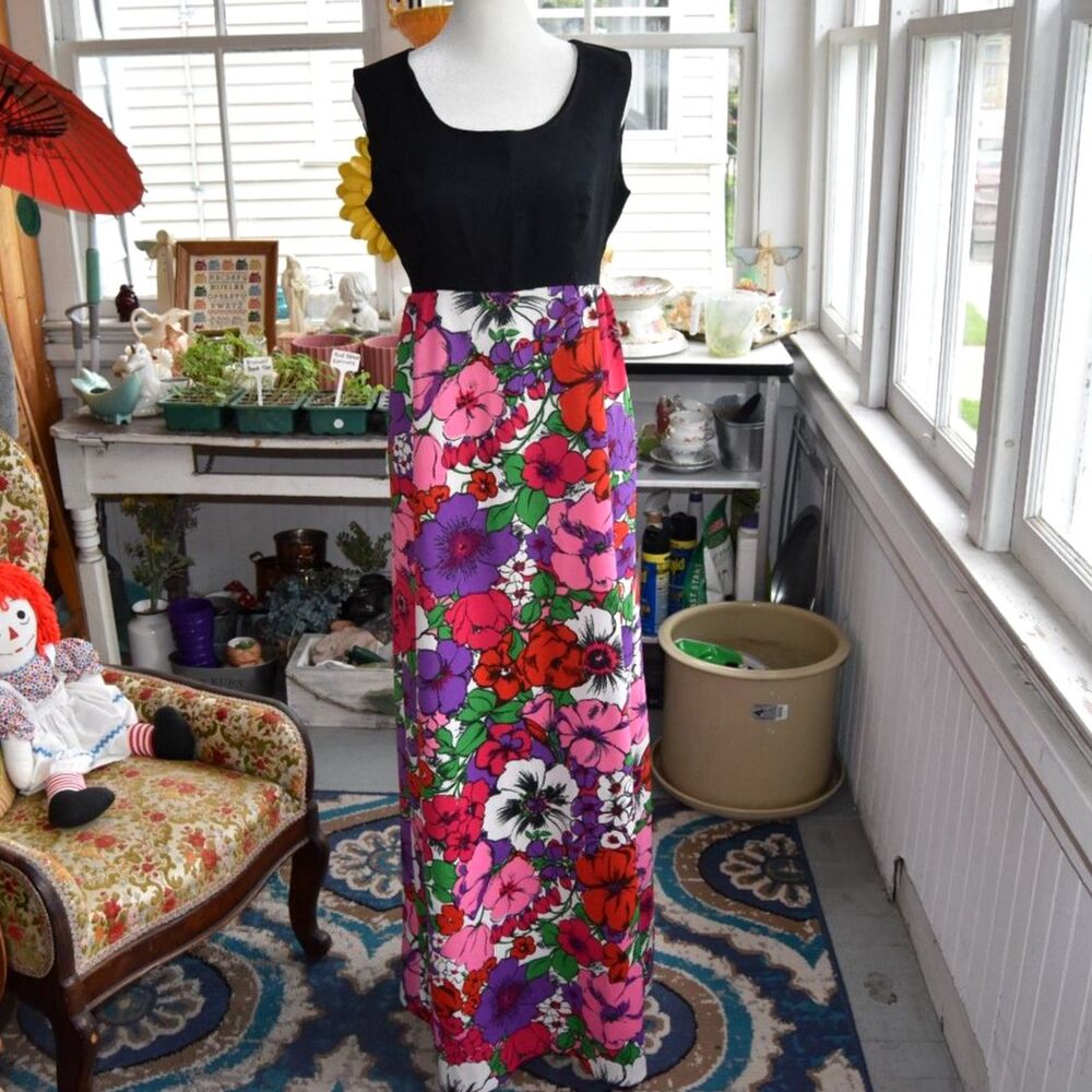 Vintage 70s Floral Maxi Dress Psychedelic Mod Empire Waist Medium
